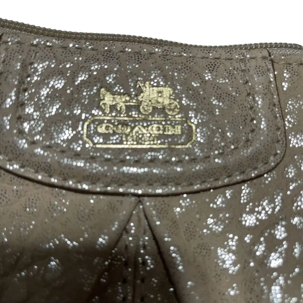 Coach Madison NEW w/ Tags Embossed‎ Metallic Leather Small Wristlet 6 x 4